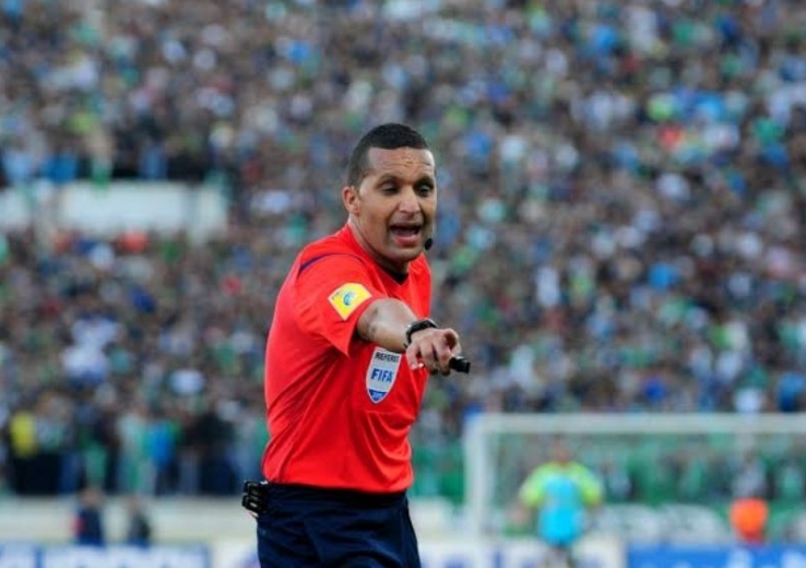 Le Marocain Redouane Jayed dans la liste des arbitres africains candidats à officier au Mondial Qatar 2022