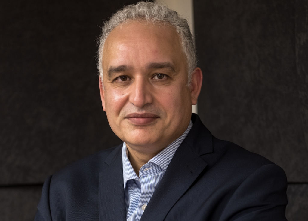 Tayeb Hamdi, chercheur en politiques et systèmes de santé