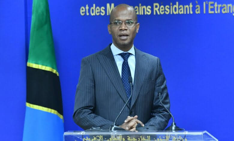 January Makamba, ministre tanzanien des Affaires étrangères et de la Coopération Est-africaine